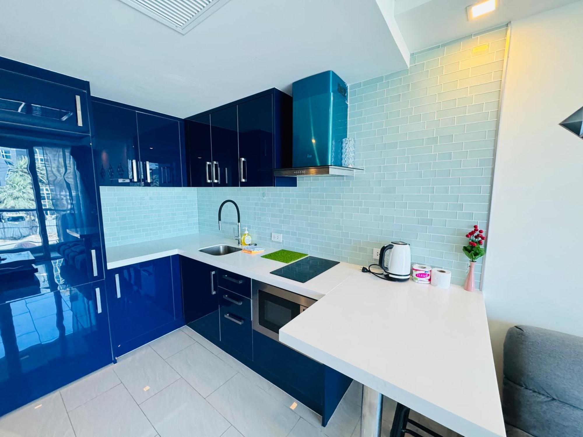 Appartement Grand Avenue 2bedr 2bathr 38and38 Sqm 2rooms Together Poor View Or City View Pattaya