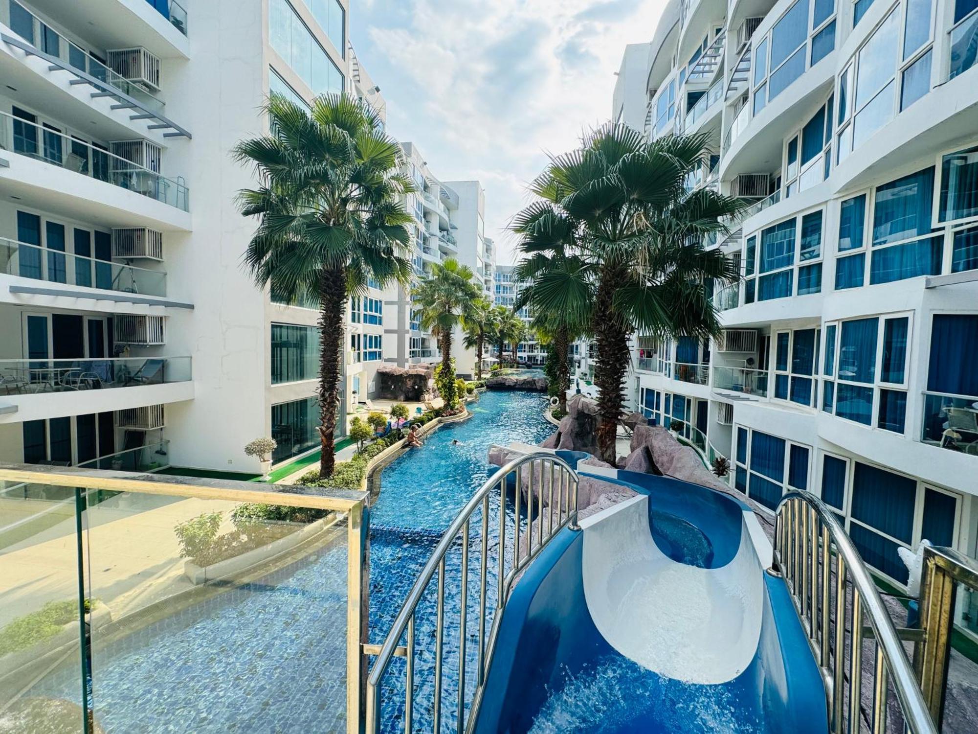 Grand Avenue 2bedr 2bathr 38and38 Sqm 2rooms Together Poor View Or City View Pattaya